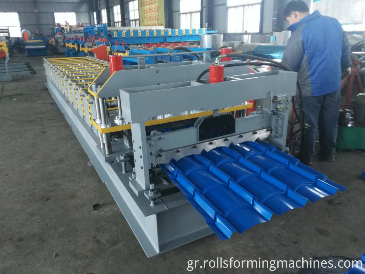 μηχανή σχηματισμού ρολών στεγών glazed tile machine